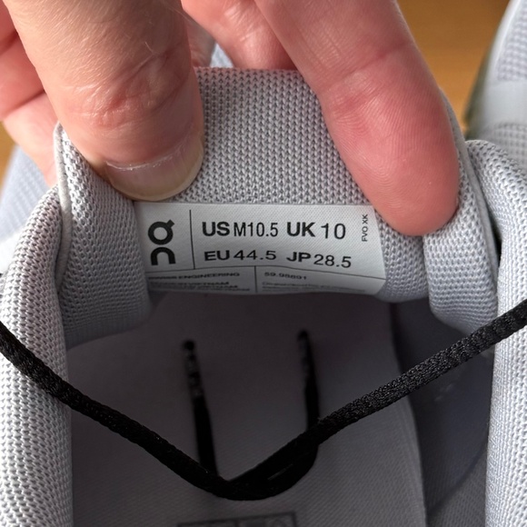 NWOT | On | 10.5 M | Cloud 5 - Picture 8 of 11